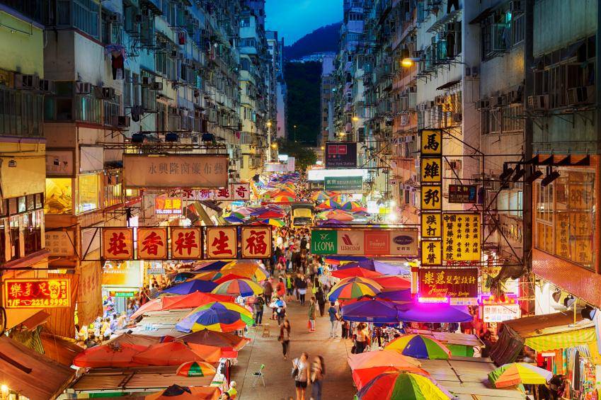 香港开彩开奖现场报码——揭秘彩票背后的故事