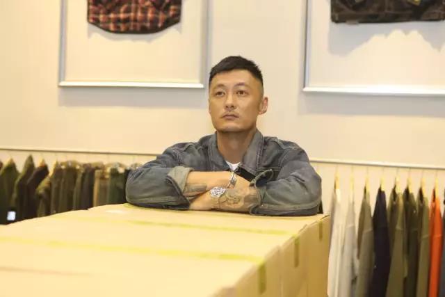 澳门六叔的真实身份揭秘，多重角色与传奇人生