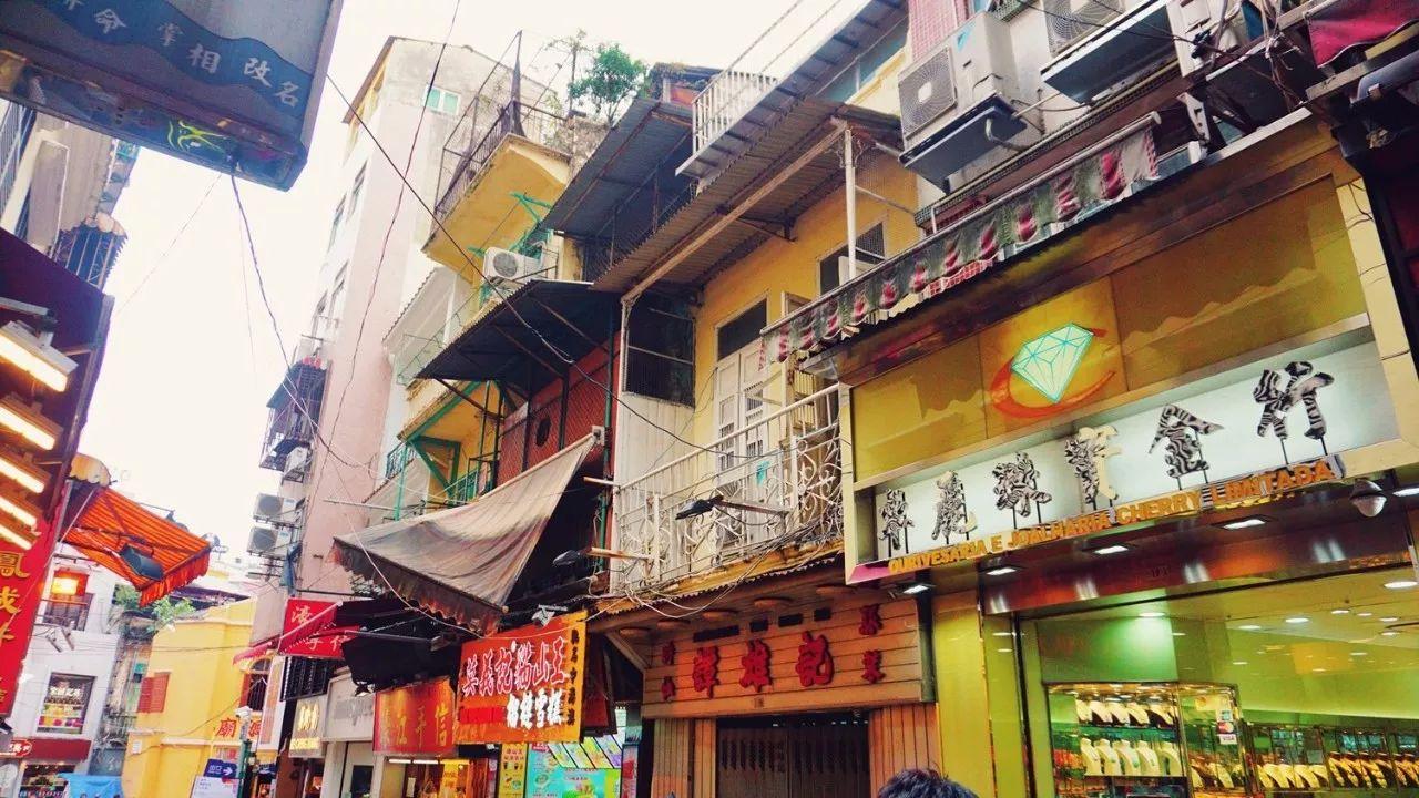 澳门六人心水对错，深度解析与反思的视频内容