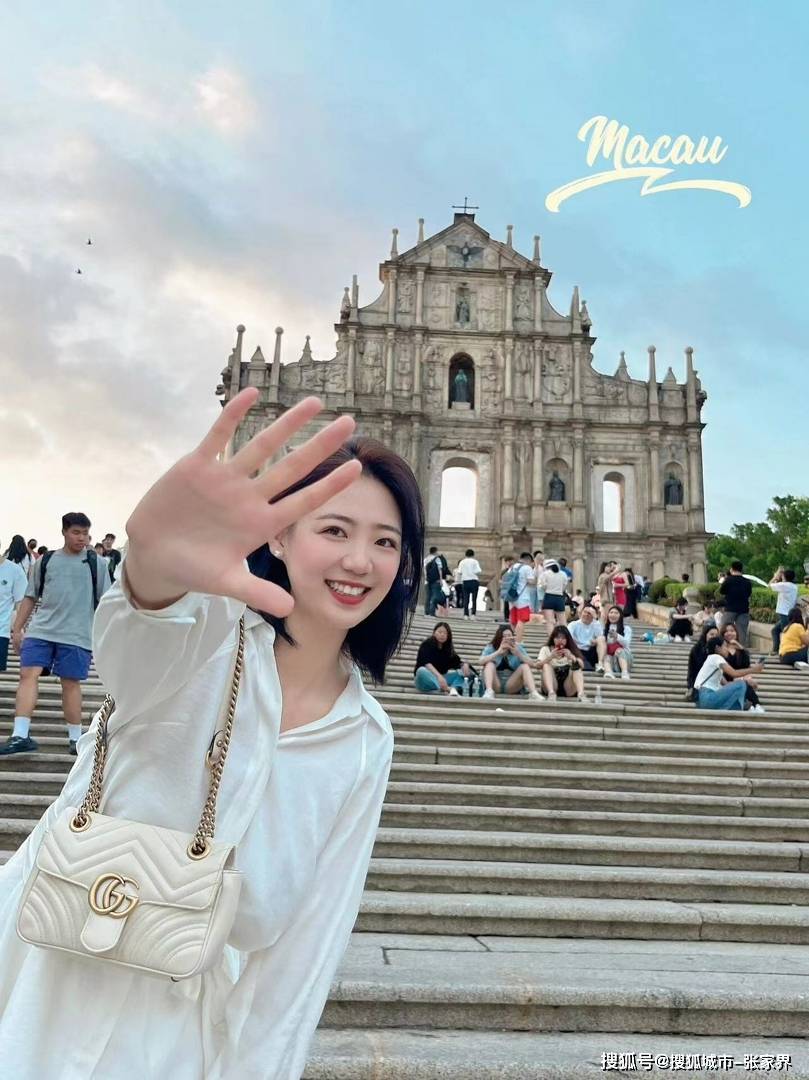 澳门六姐的美丽风采，图片大全集