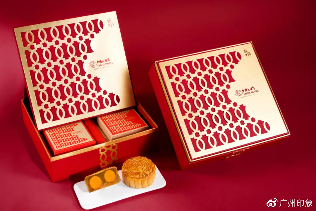 澳门六六大顺月饼礼盒